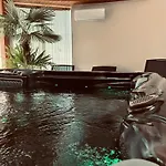 Hotel apartamentowy Kinizsi Udvar Apartmanhaz