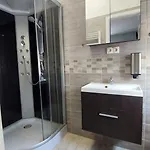 Апарт-отель Kinizsi Udvar Apartmanhaz