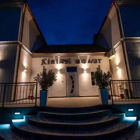 Kinizsi Udvar Apartmanhaz Hotel apartamentowy