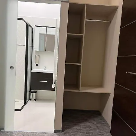 Kinizsi Udvar Apartmanhaz * Balatonboglar