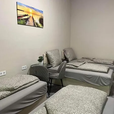 Hotel apartamentowy Kinizsi Udvar Apartmanhaz Balatonboglár