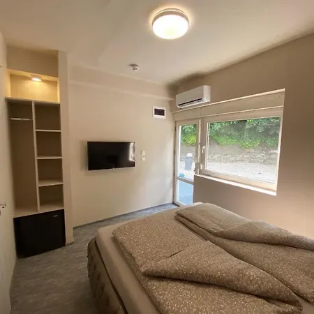 Kinizsi Udvar Apartmanhaz Balatonboglár