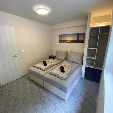 Kinizsi Udvar Apartmanhaz 3*