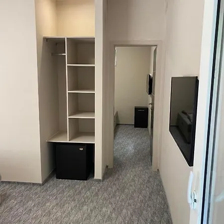 Kinizsi Udvar Apartmanhaz Balatonboglár