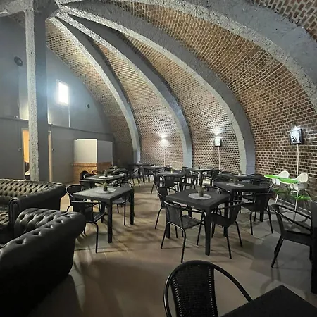 Kinizsi Udvar Apartmanhaz Hotel apartamentowy