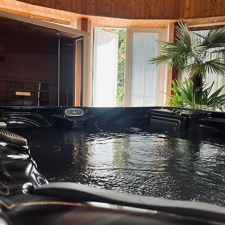 Kinizsi Udvar Apartmanhaz Balatonboglár
