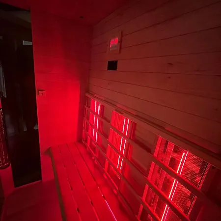 Kinizsi Udvar Apartmanhaz *