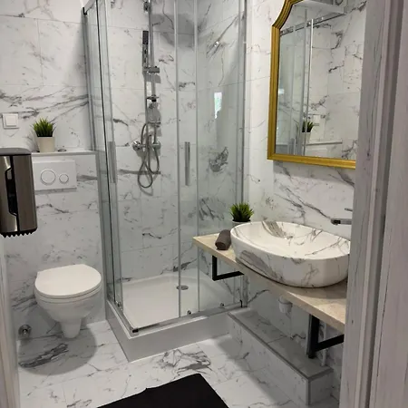 Aparthotel Kinizsi Udvar Apartmanhaz *