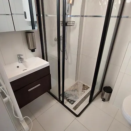 Kinizsi Udvar Apartmanhaz * Balatonboglár
