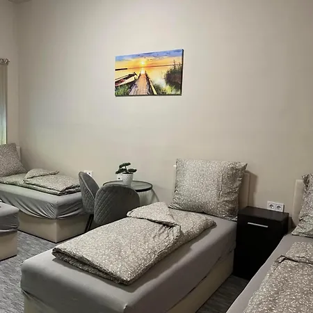 Hotel apartamentowy Kinizsi Udvar Apartmanhaz 3*