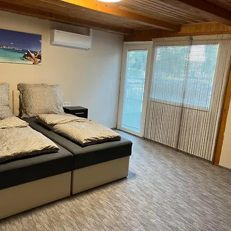 Aparthotel Kinizsi Udvar Apartmanhaz Balatonboglár