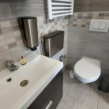 Kinizsi Udvar Apartmanhaz アパートホテル