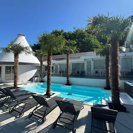 Kinizsi Udvar Apart-hotel 3*