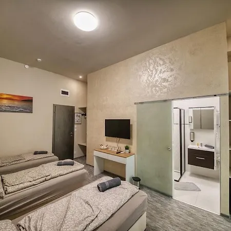 Kinizsi Udvar Apartmanhaz Balatonboglár