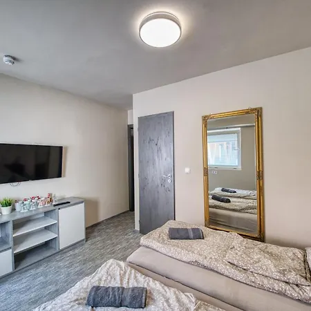 Kinizsi Udvar Apartmanhaz Hotel apartamentowy 3*