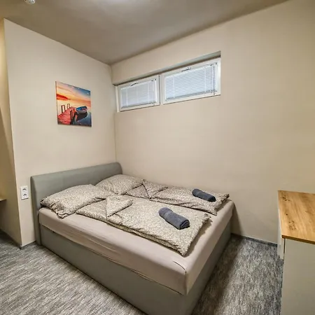 Kinizsi Udvar Apartmanhaz Hotel de apartamente