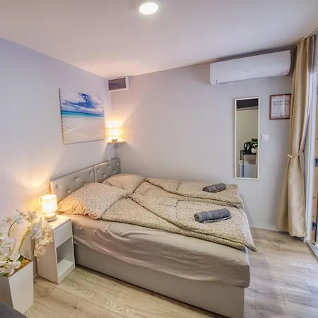 Hotel de apartamente Kinizsi Udvar Apartmanhaz