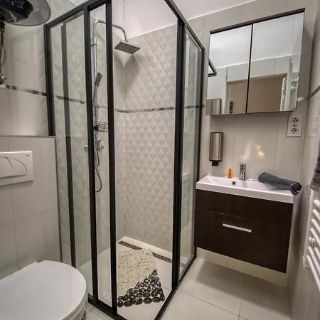 Kinizsi Udvar Apartmanhaz Hotel de apartamente