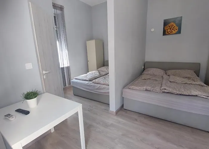 Kinizsi Udvar