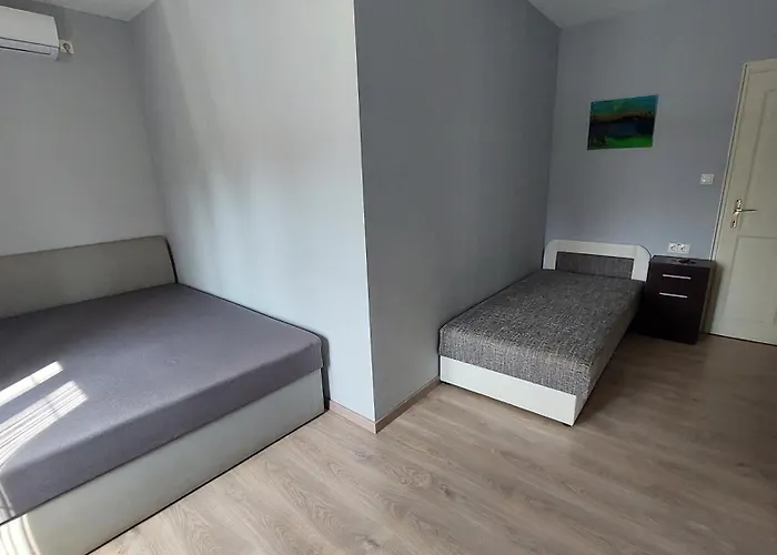 Kinizsi Udvar Apartahotel 3*